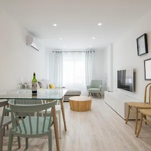 Amplio Y Moderno En El Centro Apartamento